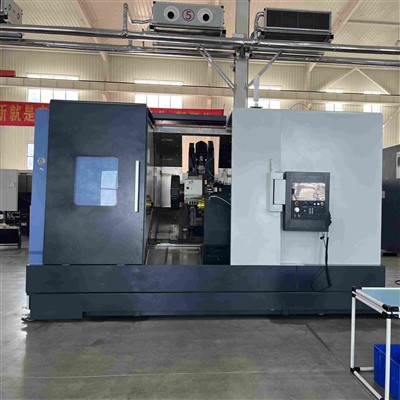 ¿Cuáles son los pasos necesarios para mecanizar piezas con un torno CNC?
